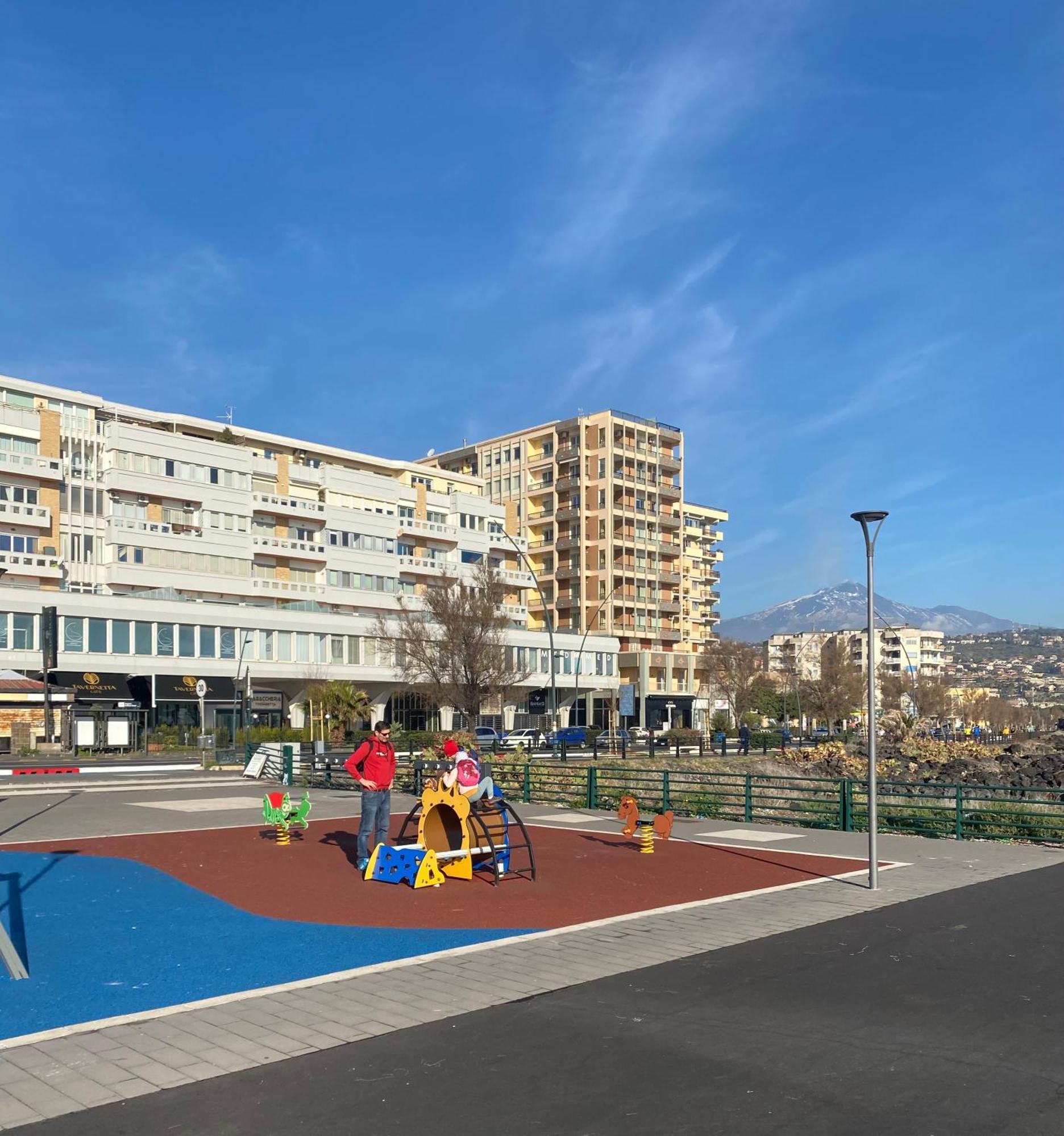 Appartamento Finestre Sul Mare Aeroporto di Catania Fontana Rossa Esterno foto