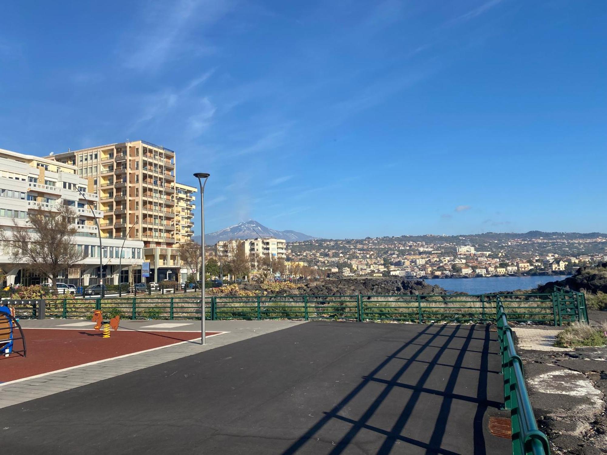Appartamento Finestre Sul Mare Aeroporto di Catania Fontana Rossa Esterno foto